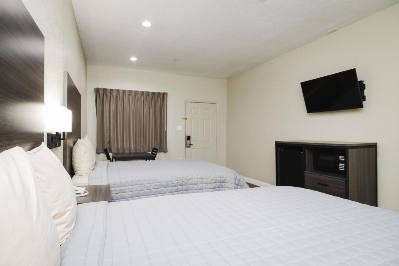 Winchester Inn And Suites Humble/Iah/North Houston Esterno foto