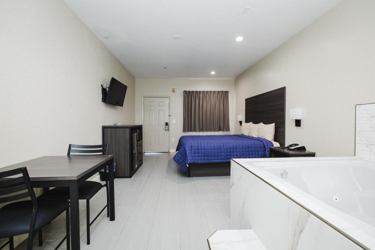 Winchester Inn And Suites Humble/Iah/North Houston Esterno foto