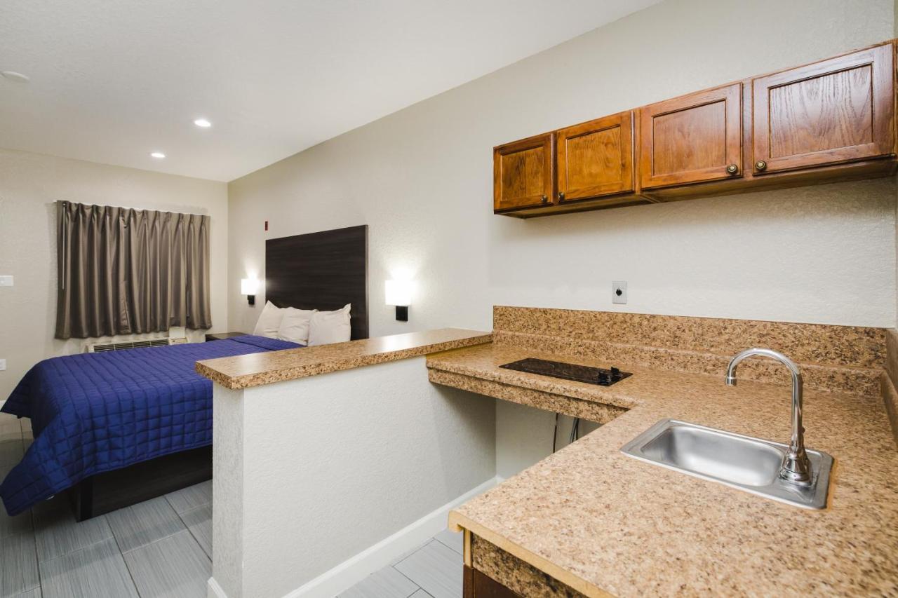 Winchester Inn And Suites Humble/Iah/North Houston Esterno foto